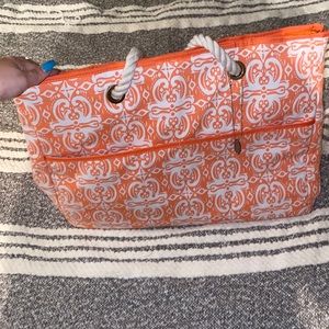 Cooler bag with Sandwhich Totes and Matching Water Bottle